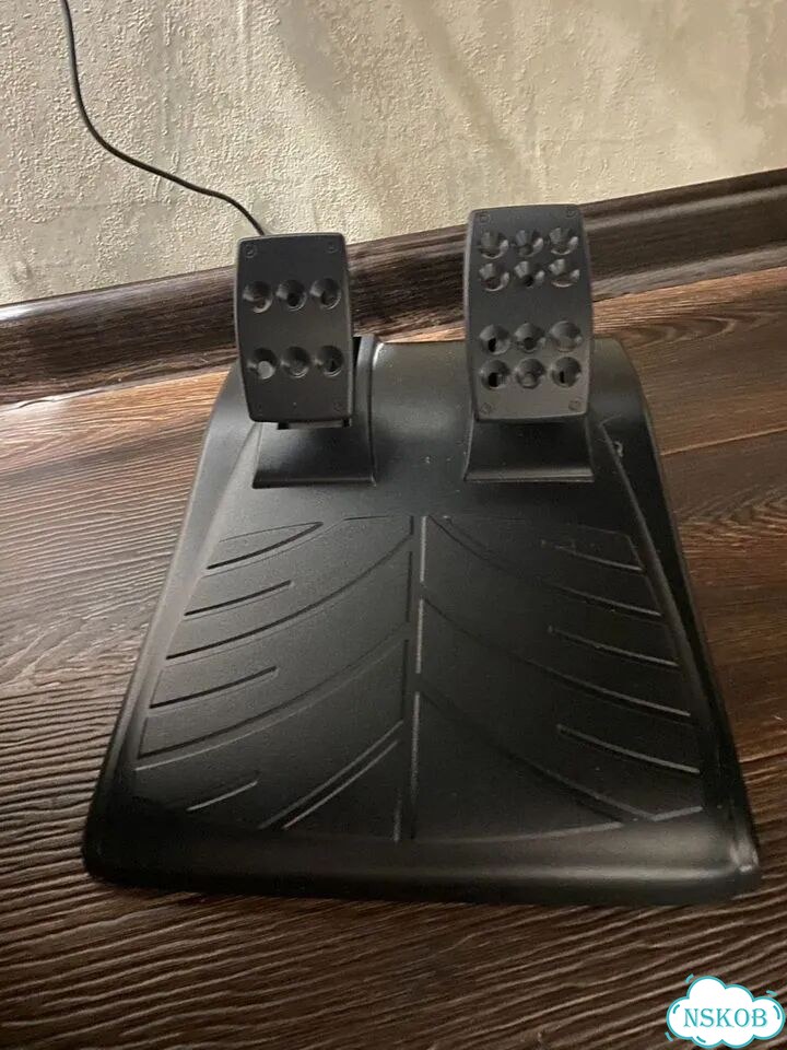Logitech driving force gt 900 фото 2