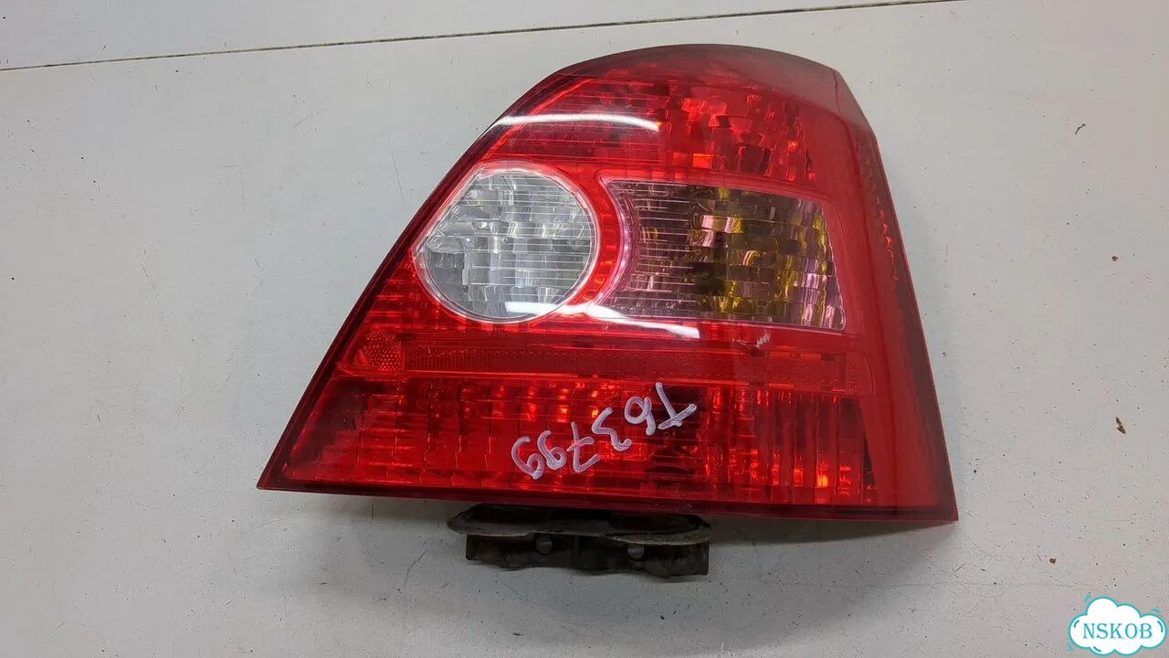 Фонарь (задний) правый Honda Civic фото 1