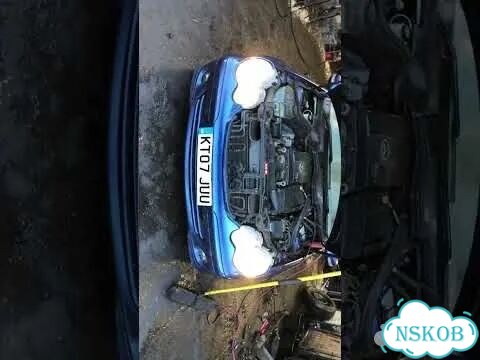 Радиатор охлаждения двигателя Mercedes C W203 фото 2