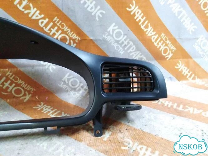 Консоль под щиток приборов Subaru Legacy BH5 EJ206 фото 5