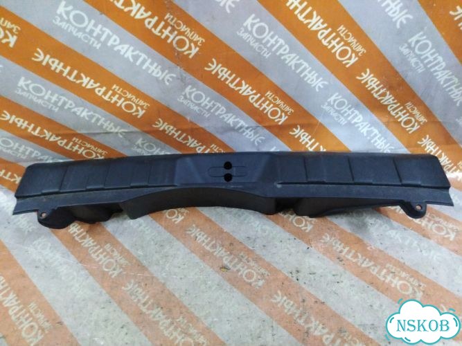 Накладка замка багажника Nissan X-Trail NT31 MR20DE фото 3