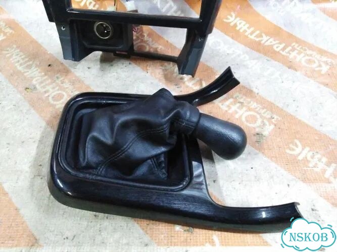 Рамка магнитофона Subaru Legacy BE5 EJ202 фото 3