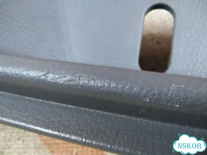 Накладка замка багажника Mazda Demio DY3W ZJ-VE фото 4