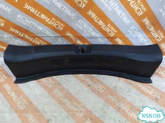 Накладка замка багажника Honda Fit GE6 L13A фото 3