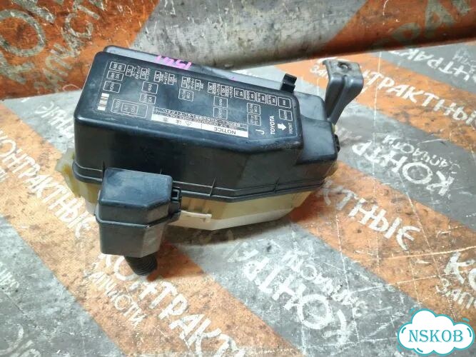 Блок предохранителей Toyota Corsa EL53 4EFE фото 3