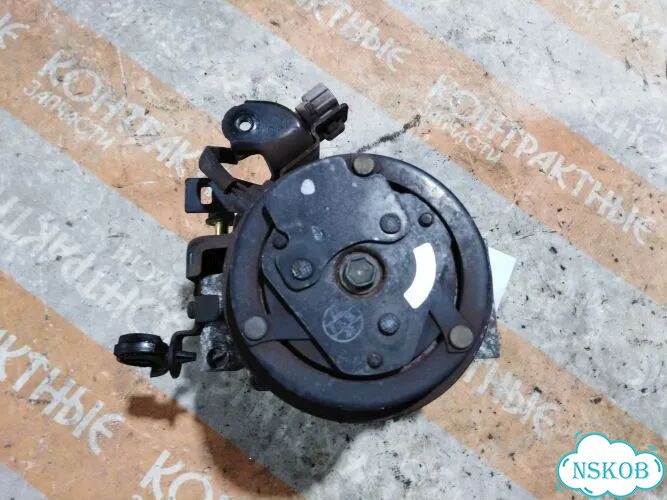 Компрессор кондиционера Subaru Legacy BR9 EJ253 фото 3