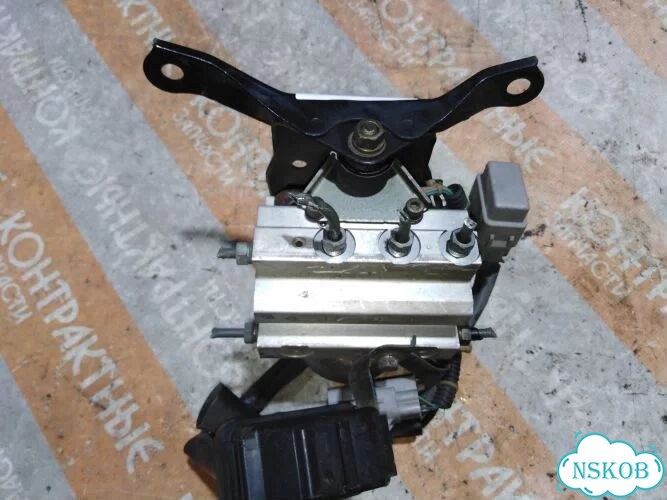 Блок abs Toyota Raum EXZ10 4EFE фото 3