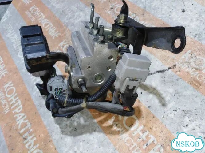 Блок abs Toyota Raum EXZ10 4EFE фото 4