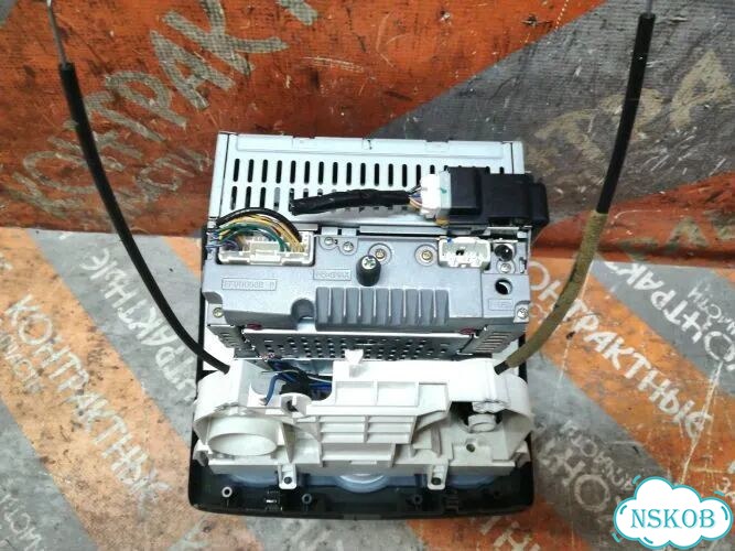 Блок управления климат-контролем Mazda Demio DY3W ZJ-VE фото 3