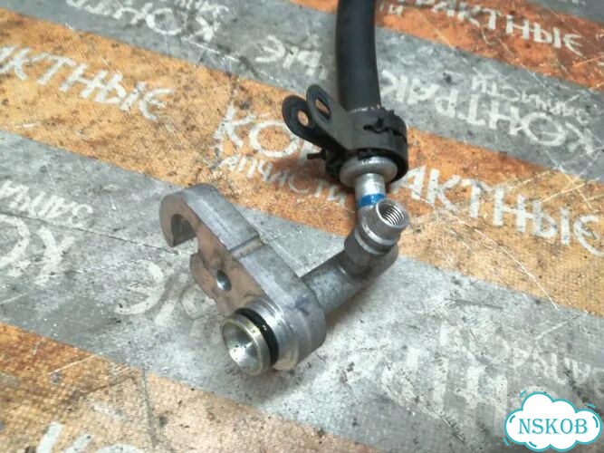 Шланг кондиционера Subaru Legacy BP5 EJ204 фото 3