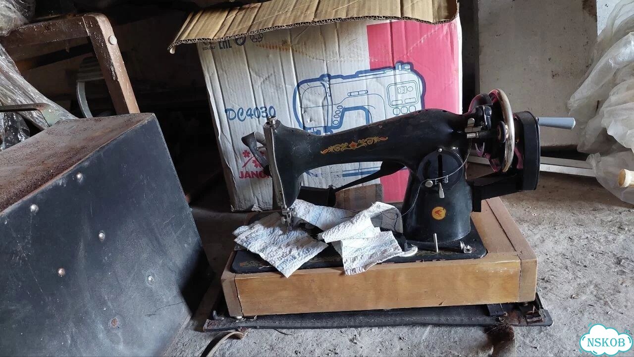 Швейная машинка бу фото 2