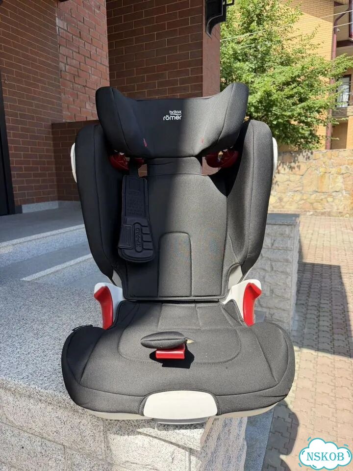 Автомобильное кресло britax romer фото 1