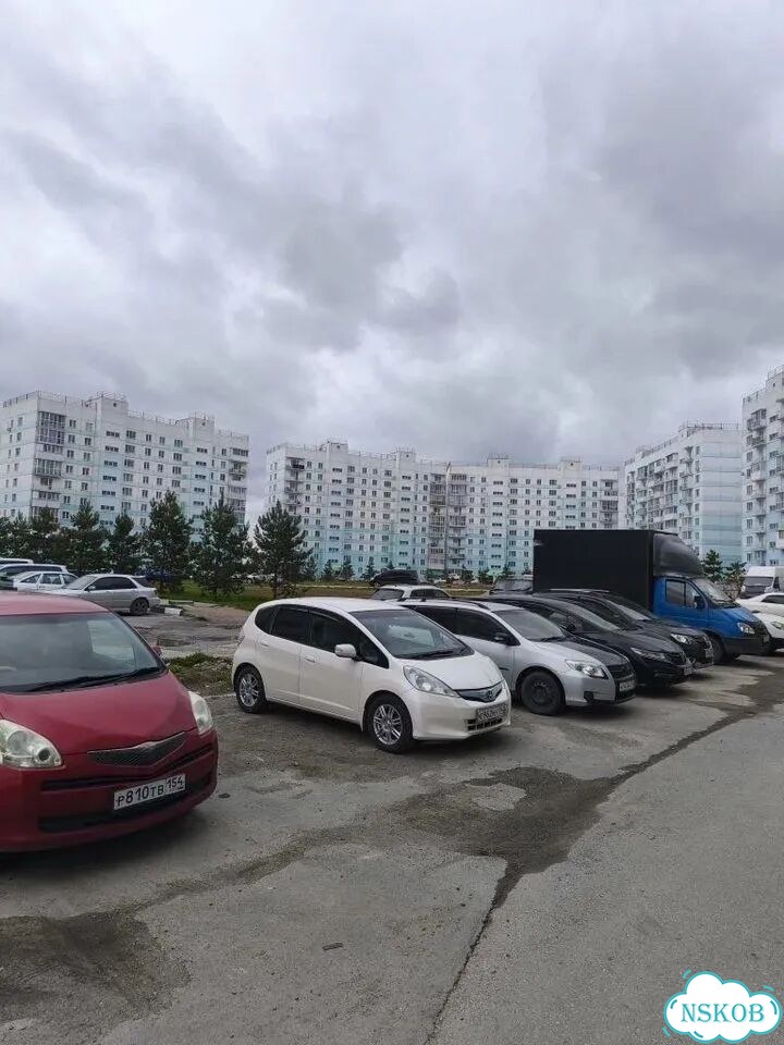 Комната 8 м² в 1-к., 4/10 эт. фото 3
