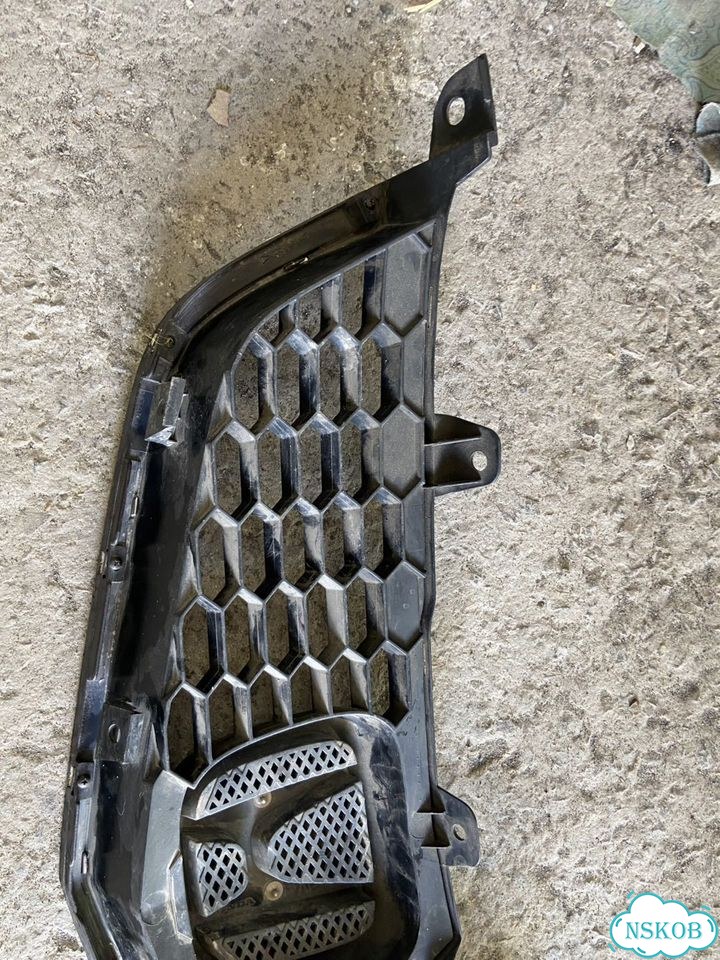 Решетка радиатора honda accord 7 фото 3