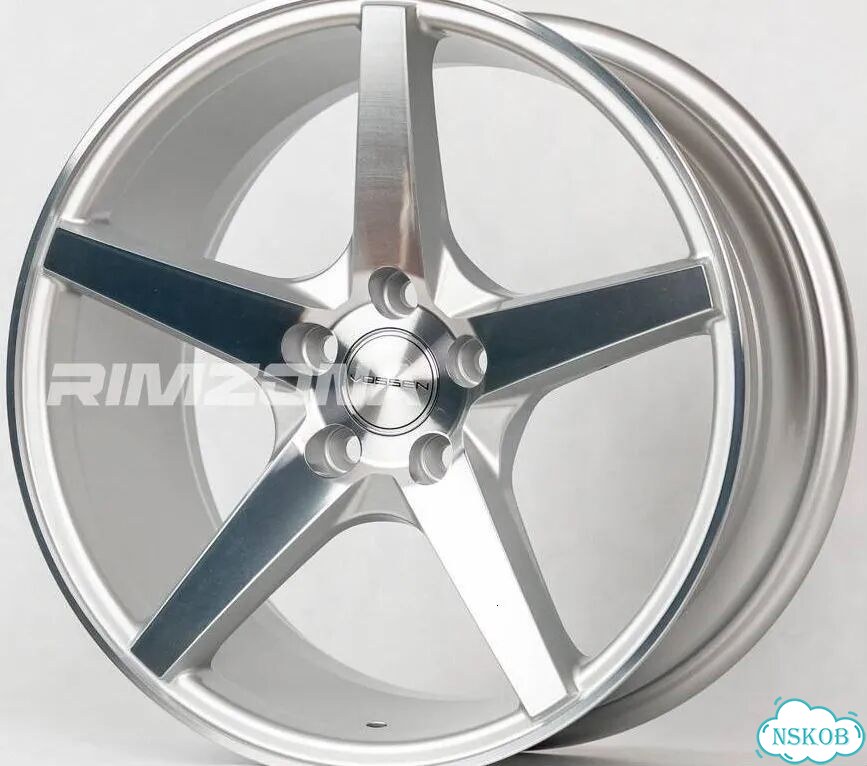 Литые диски Vossen 8×R18 5×114.3 фото 2