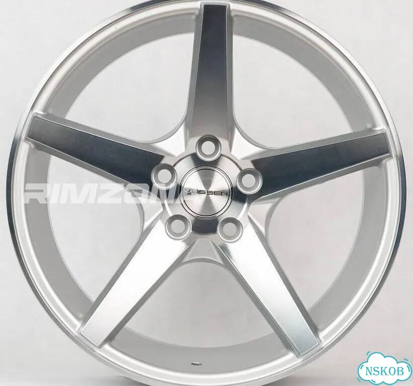 Литые диски Vossen 8×R18 5×114.3 фото 5