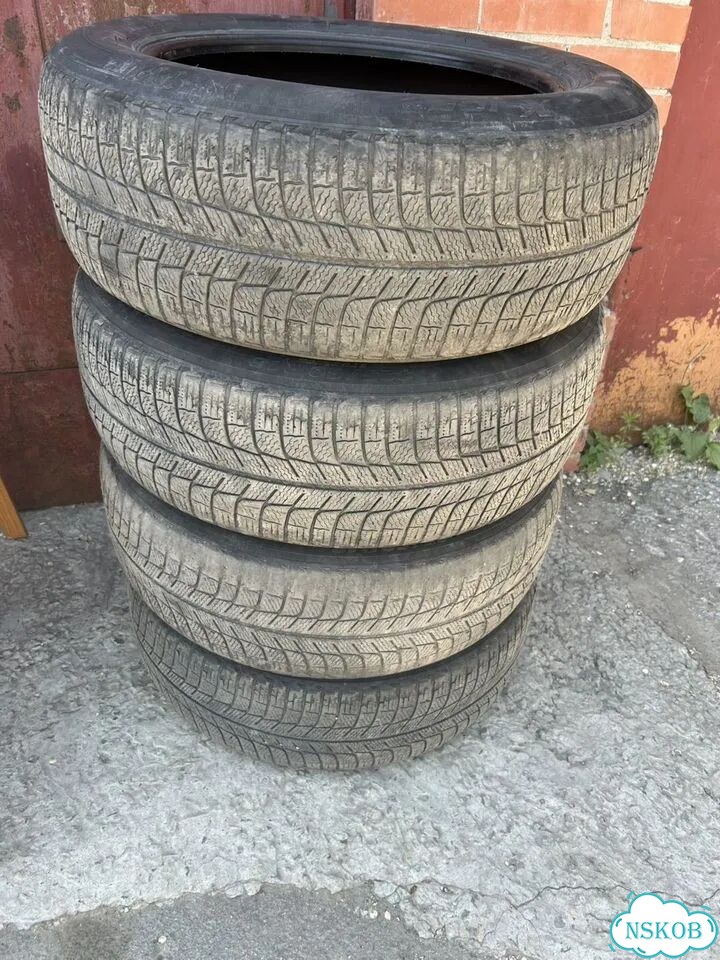 Michelin Latitude X-Ice 225/60 R18 фото 1
