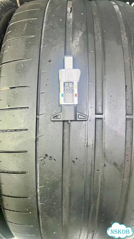 Pirelli P Zero PZ4 285/40 R22 и 325/35 R22 фото 5