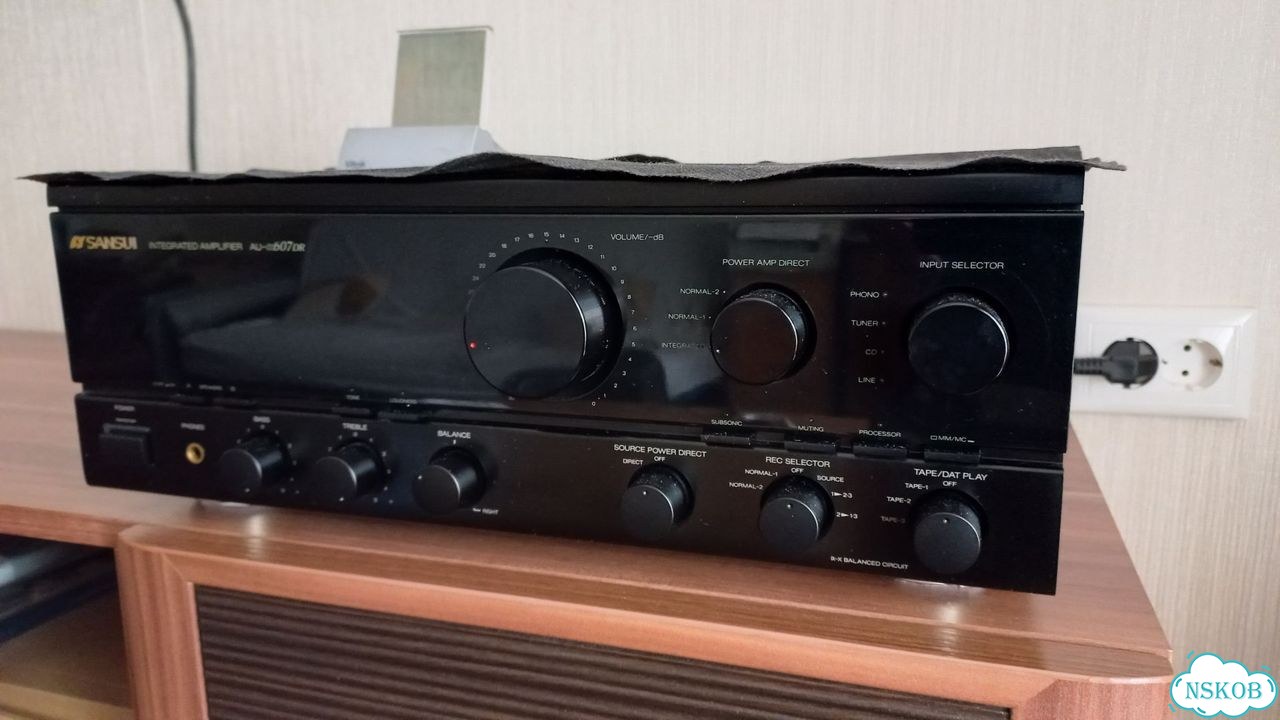 Интегральный усилитель sansui AU-A607dr фото 1