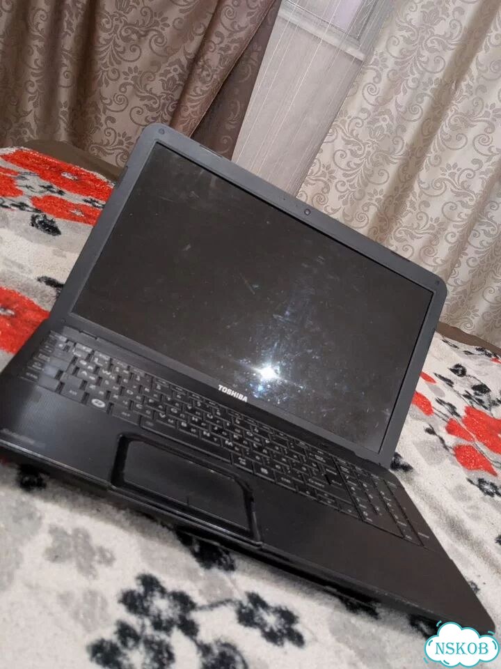 Ноутбук Toshiba Satellite i7 / 6GB / SSD фото 1