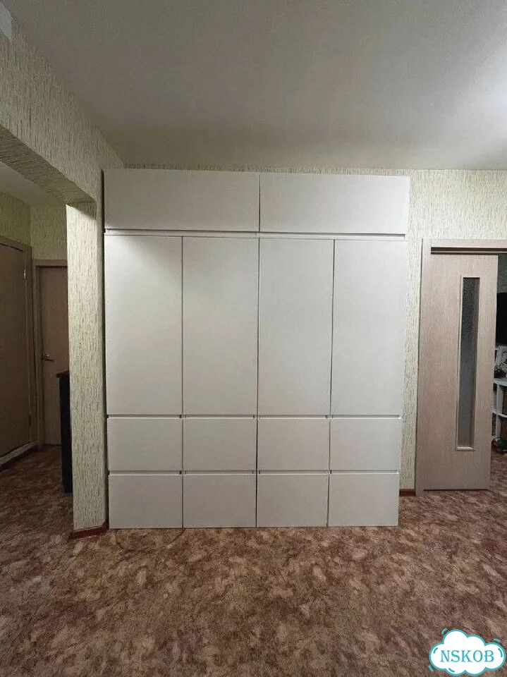 Шкаф распашной четырёхстворчатый фото 1