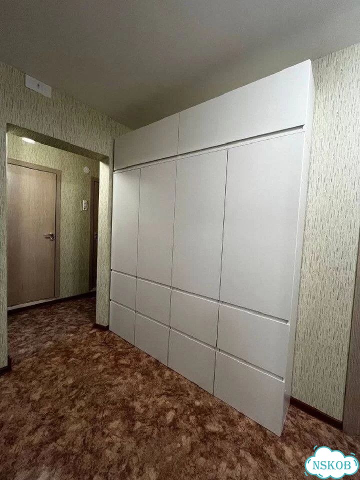 Шкаф распашной четырёхстворчатый фото 3