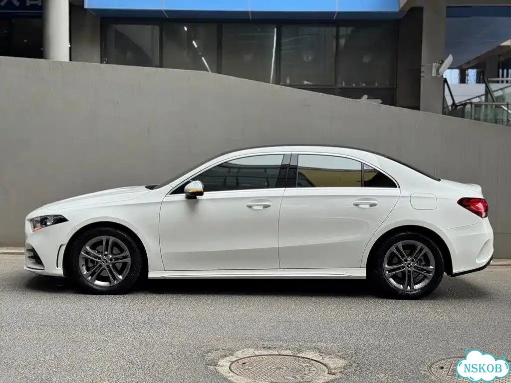 Mercedes-Benz A-класс 1.3 AMT, 2022, 17 800 км фото 3