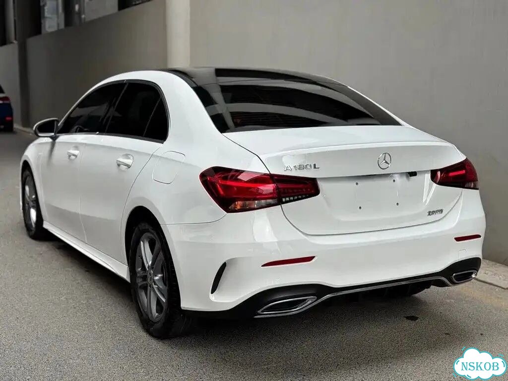Mercedes-Benz A-класс 1.3 AMT, 2022, 17 800 км фото 4