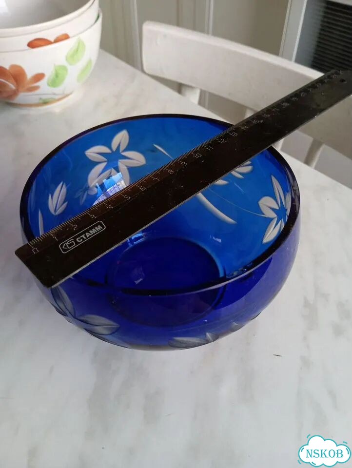 Ваза из синего стекла СССР фото 1