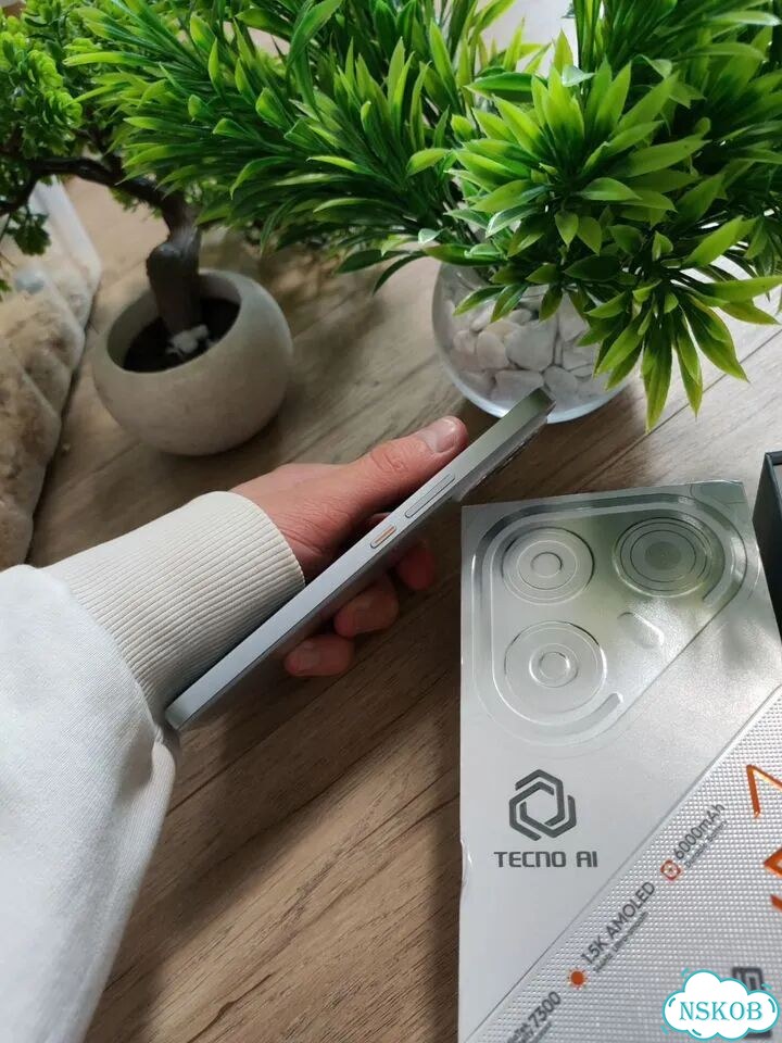 TECNO Pova 7 Pro, 12/256 ГБ, 2 SIM фото 4