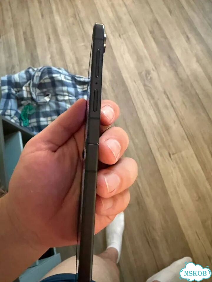 Samsung Galaxy Z Flip7, 12/512 ГБ, SIM + eSIM фото 4