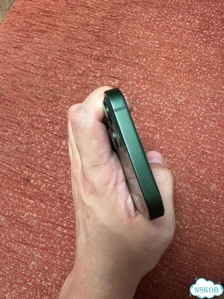 iPhone 13, 128 ГБ, SIM + eSIM фото 1