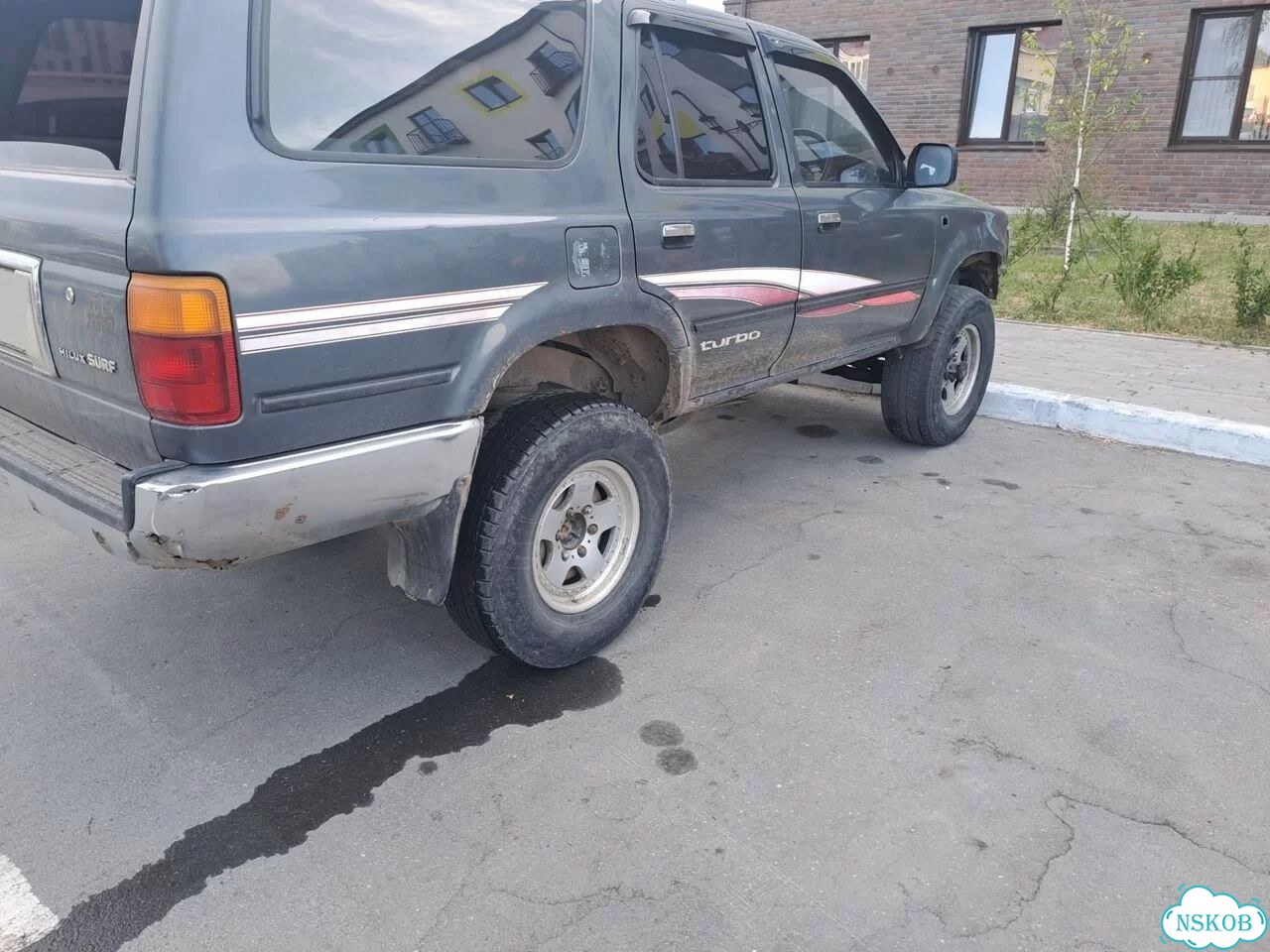 Toyota Hilux Surf 2.4 AT, 1990, битый, 316 736 км фото 2