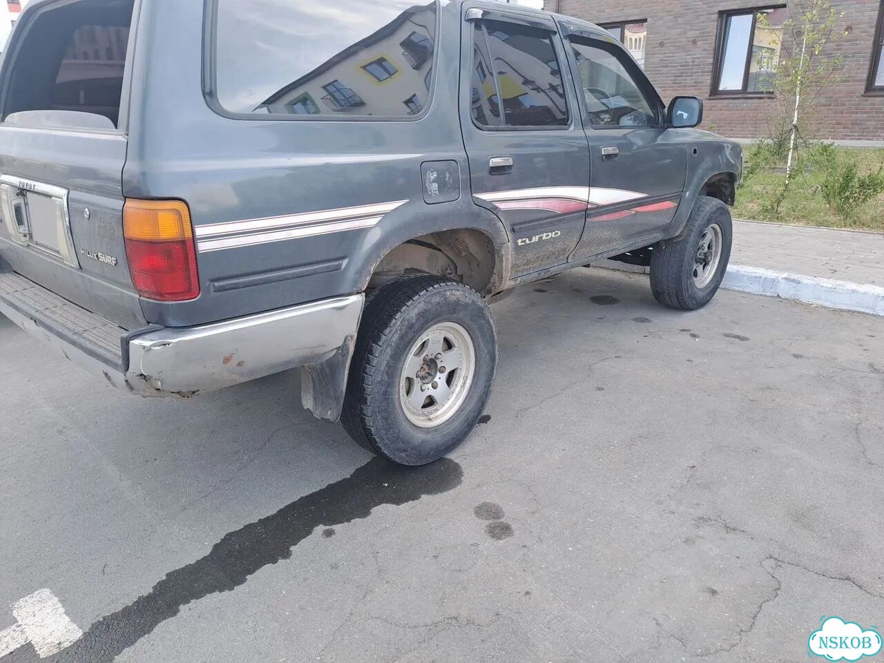 Toyota Hilux Surf 2.4 AT, 1990, битый, 316 736 км фото 3