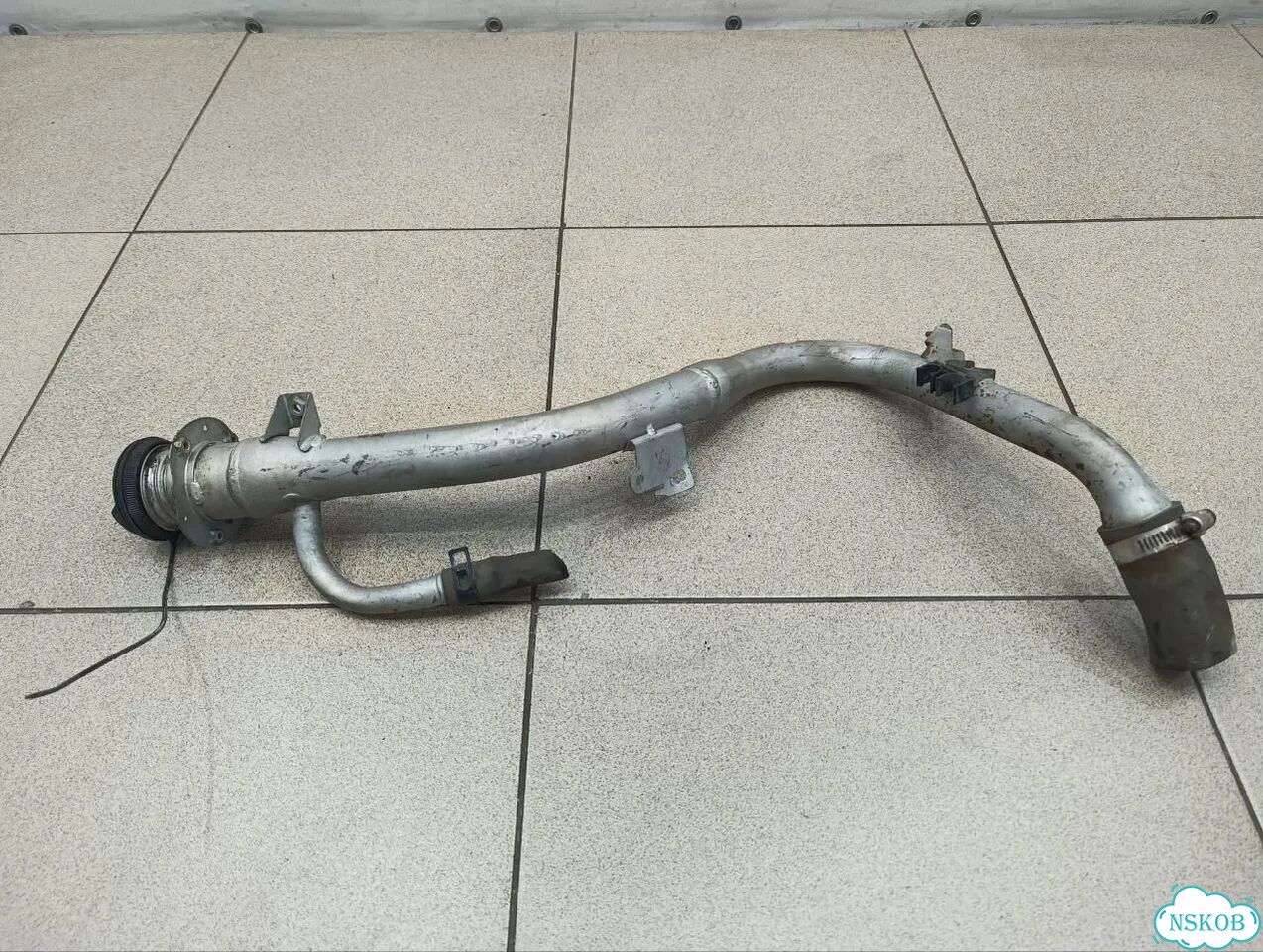Горловина топливного бака Subaru Forester SJG 2002 фото 3