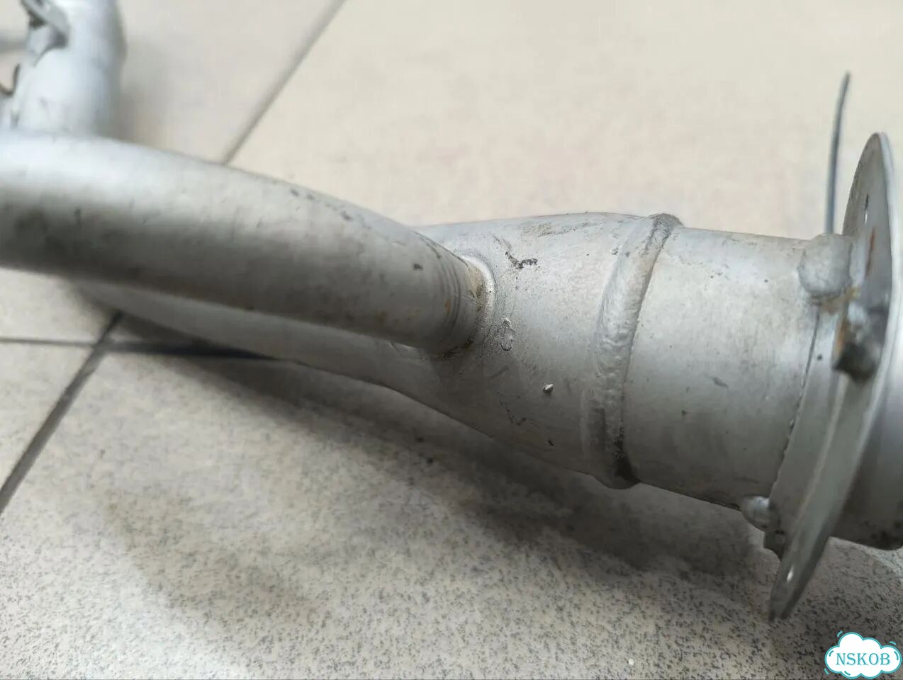 Горловина топливного бака Subaru Forester SJG 2002 фото 6