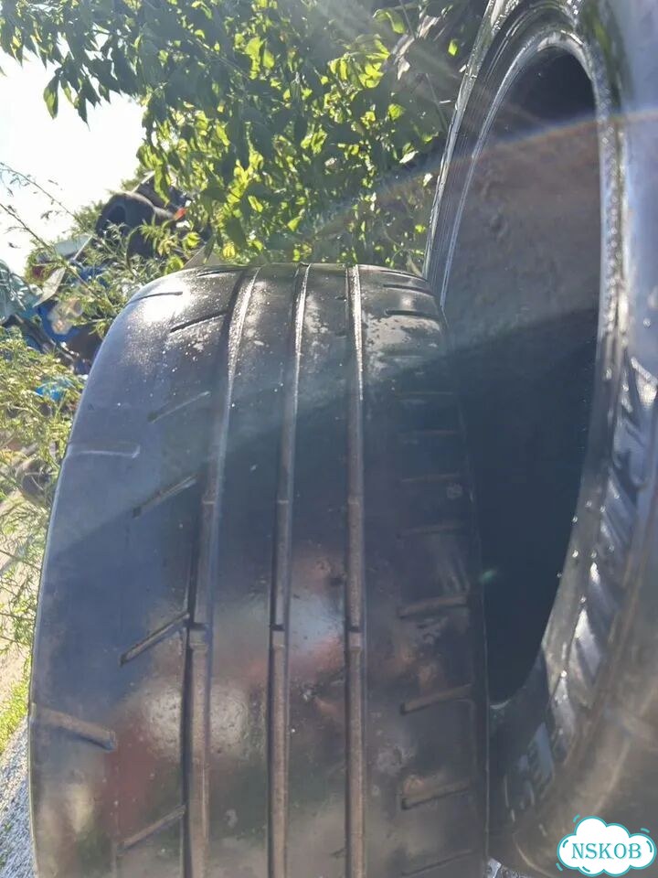 Bridgestone Potenza RE070 235/45 R17 фото 2