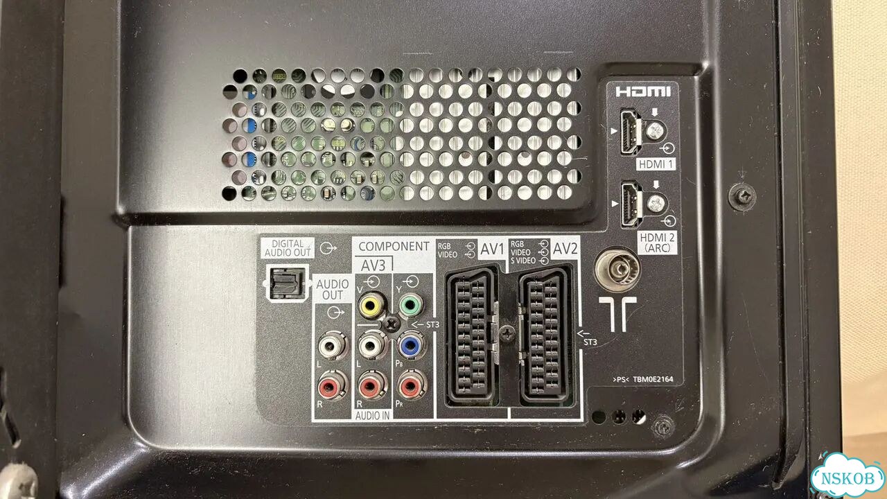 Телевизор Panasonic TX-PR42U20, 42 дюйма фото 4