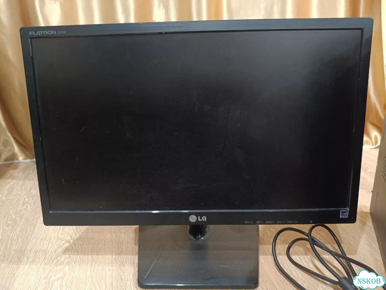 Монитор LG Platron E224C / E2242CA, 22 дюйма фото 2