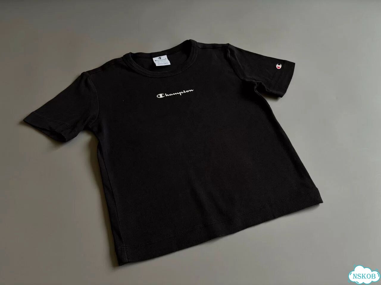 Футболка черная Champion фото 1
