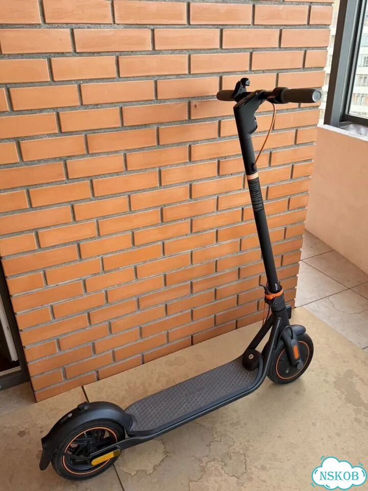 Электросамокат Ninebot Kickscooter F40 фото 8