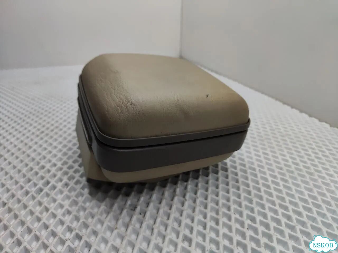 Clean box мусорка Toyota Vista Ardeo SV55 3S-FE фото 1