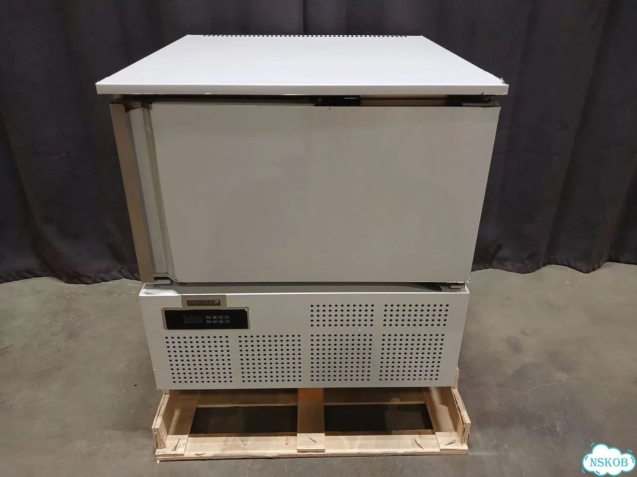 Шкаф шоковой заморозки Tefcold BLC3 (новый, 3 ур) фото 1