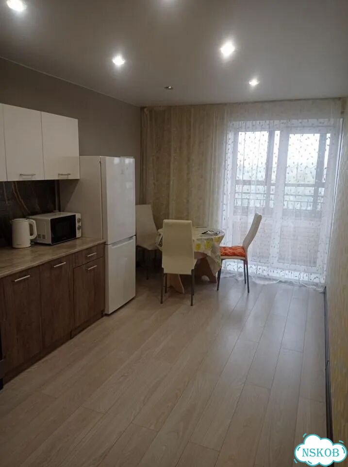 1-к. квартира, 42 м², 9/13 эт. фото 1