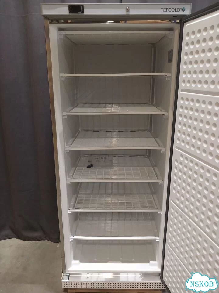 Шкаф морозильный Tefcold UF600S (новый, 555л) фото 5