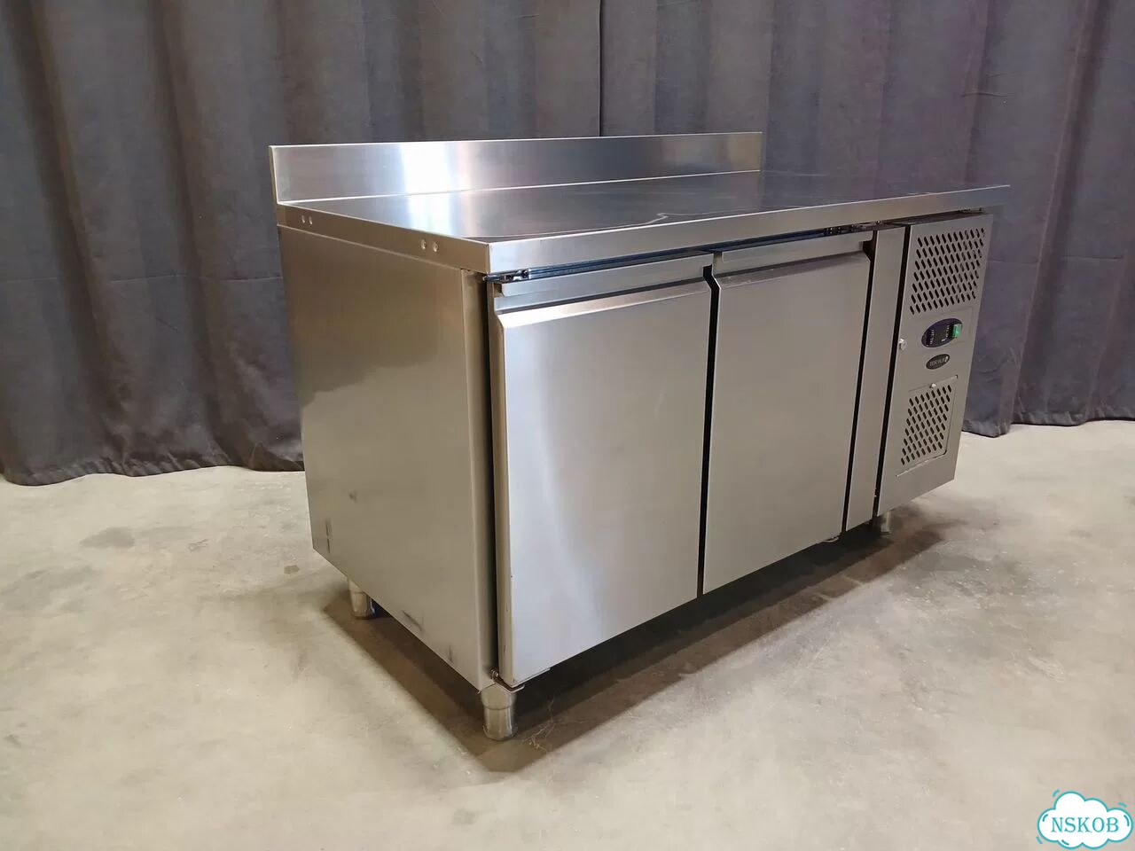 Стол холодильный Tefcold CK7210-I (выст., 1360мм) фото 4
