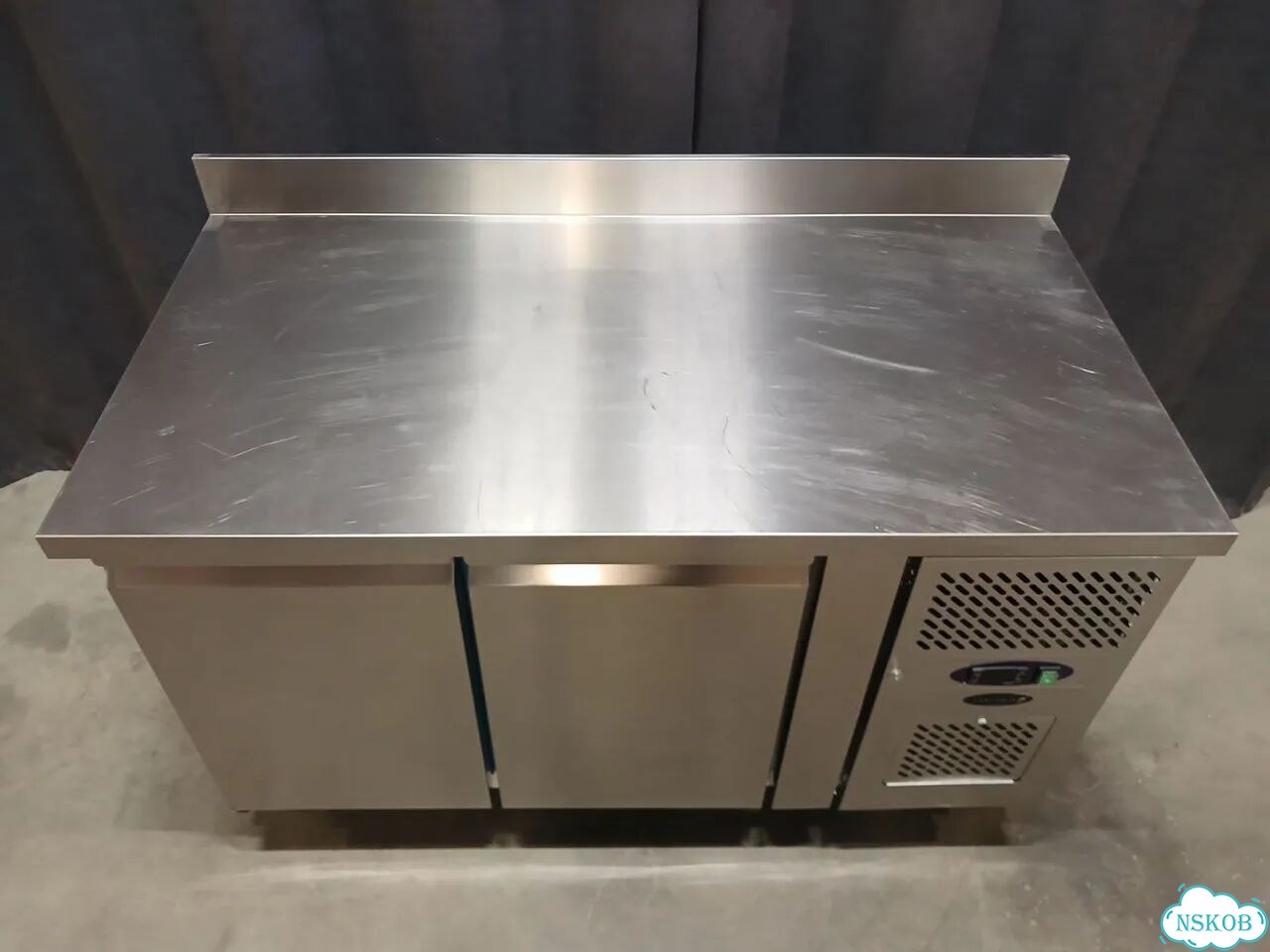 Стол холодильный Tefcold CK7210-I (выст., 1360мм) фото 7