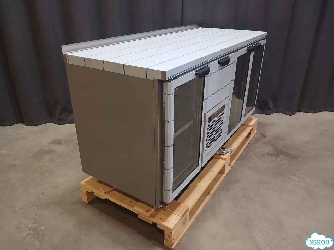 Стол холодильный барный Skycold (новый, 1660мм) фото 8