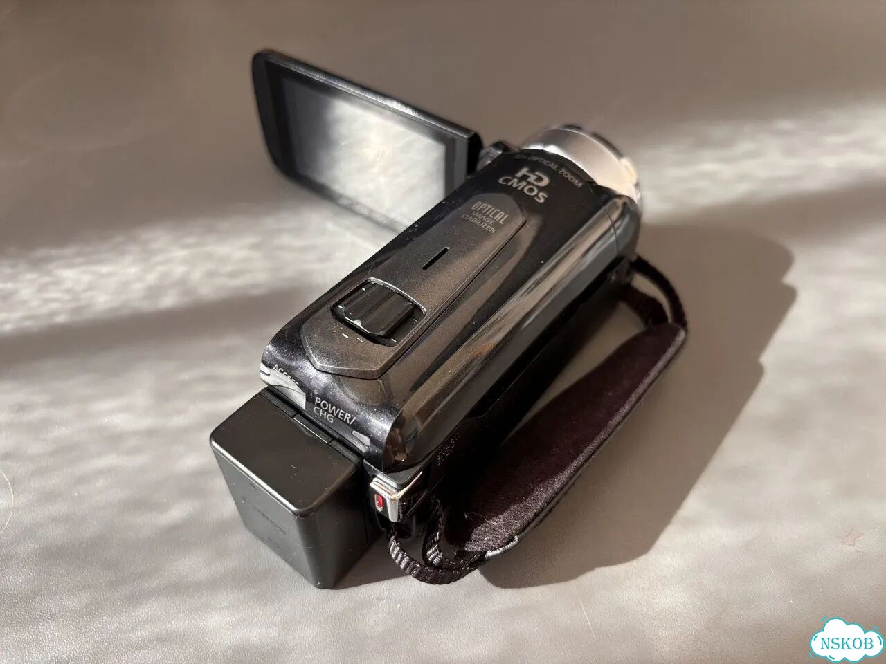 Видеокамера Canon Vixia HF R42 фото 3