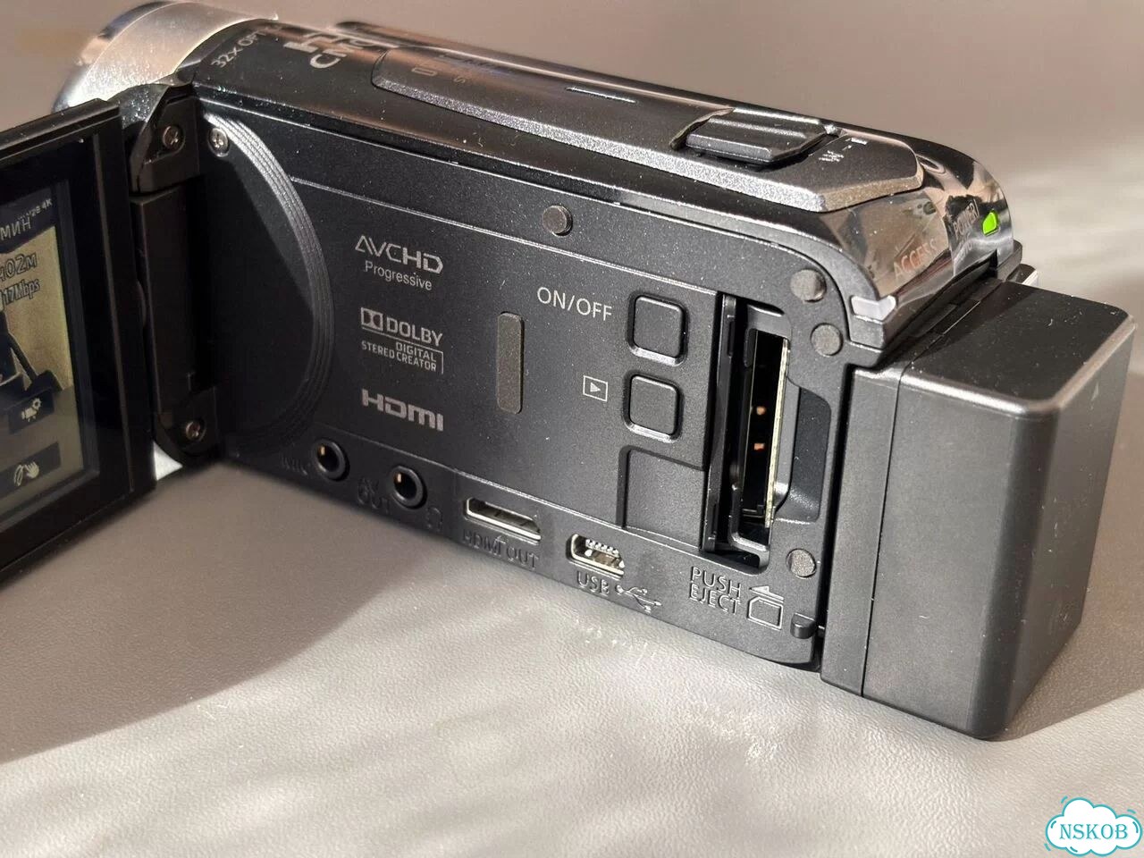 Видеокамера Canon Vixia HF R42 фото 4